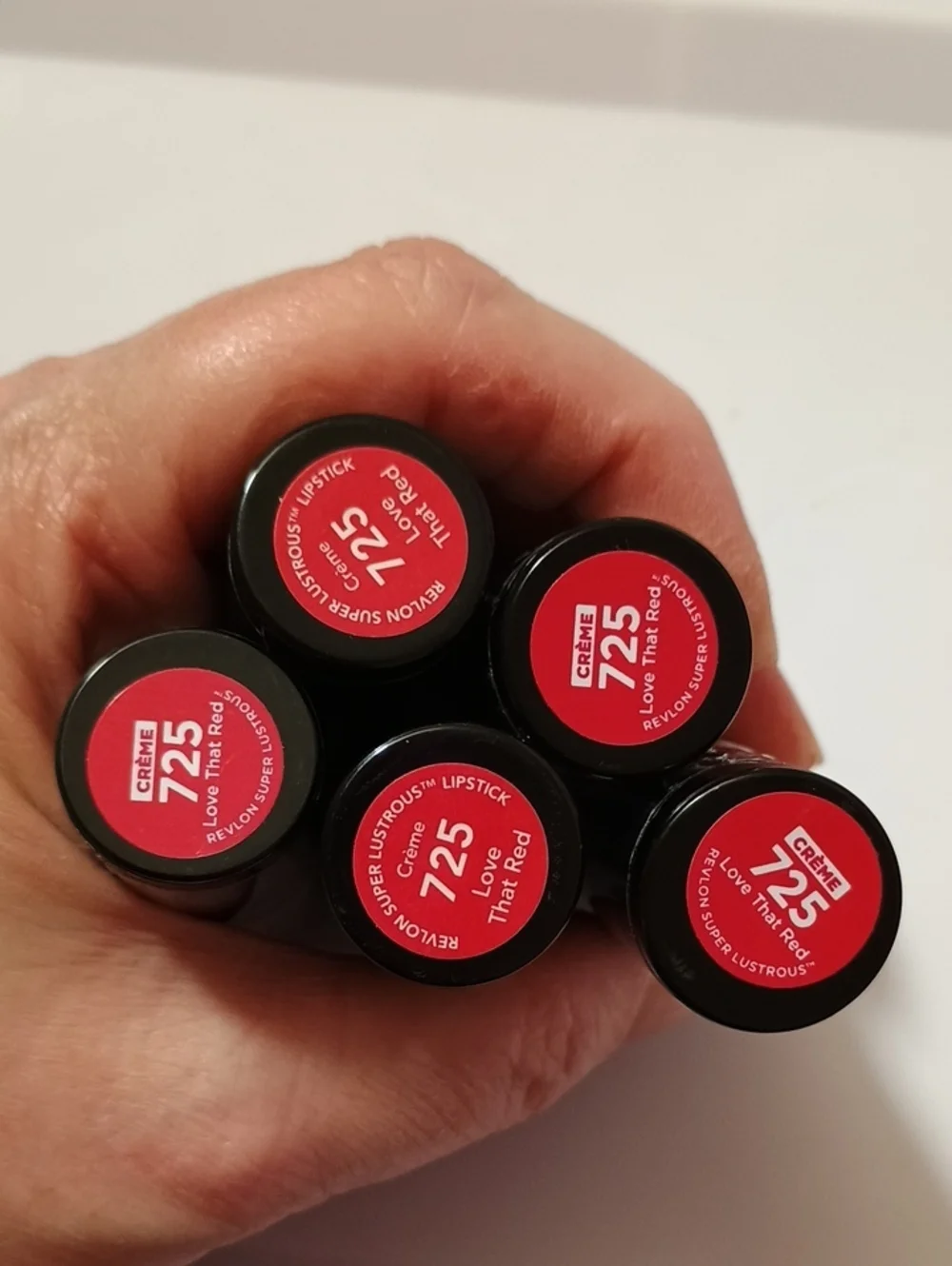 5 x Revlon Super Lustrous Lipstick, 725 Love That Red